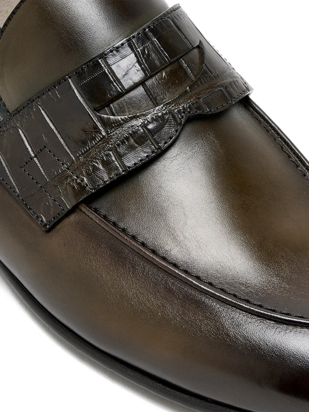 Barrett Loafers met krokodillen-reliëf Groen