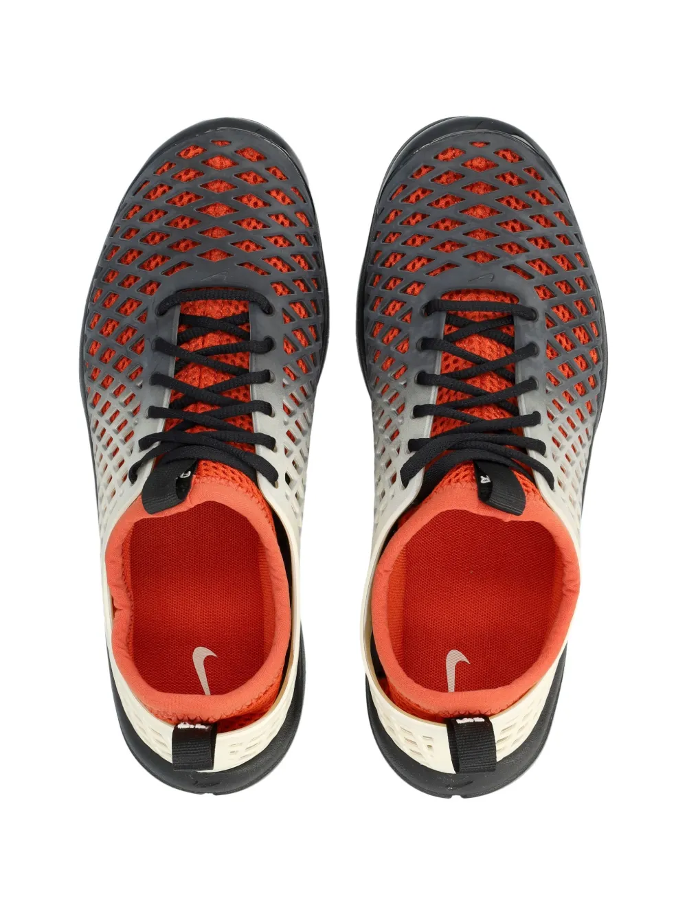 Nike Rejuven8 Run lace-up sneakers Zwart