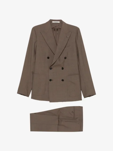 Tagliatore traje con doble botonadura