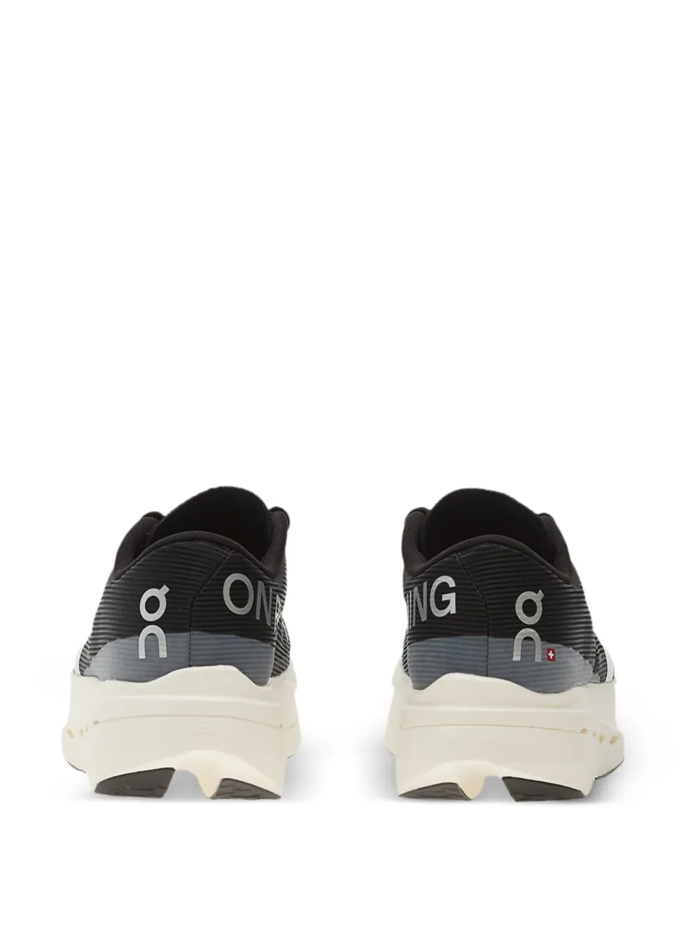 On Cloudboom Volt sneakers Zwart