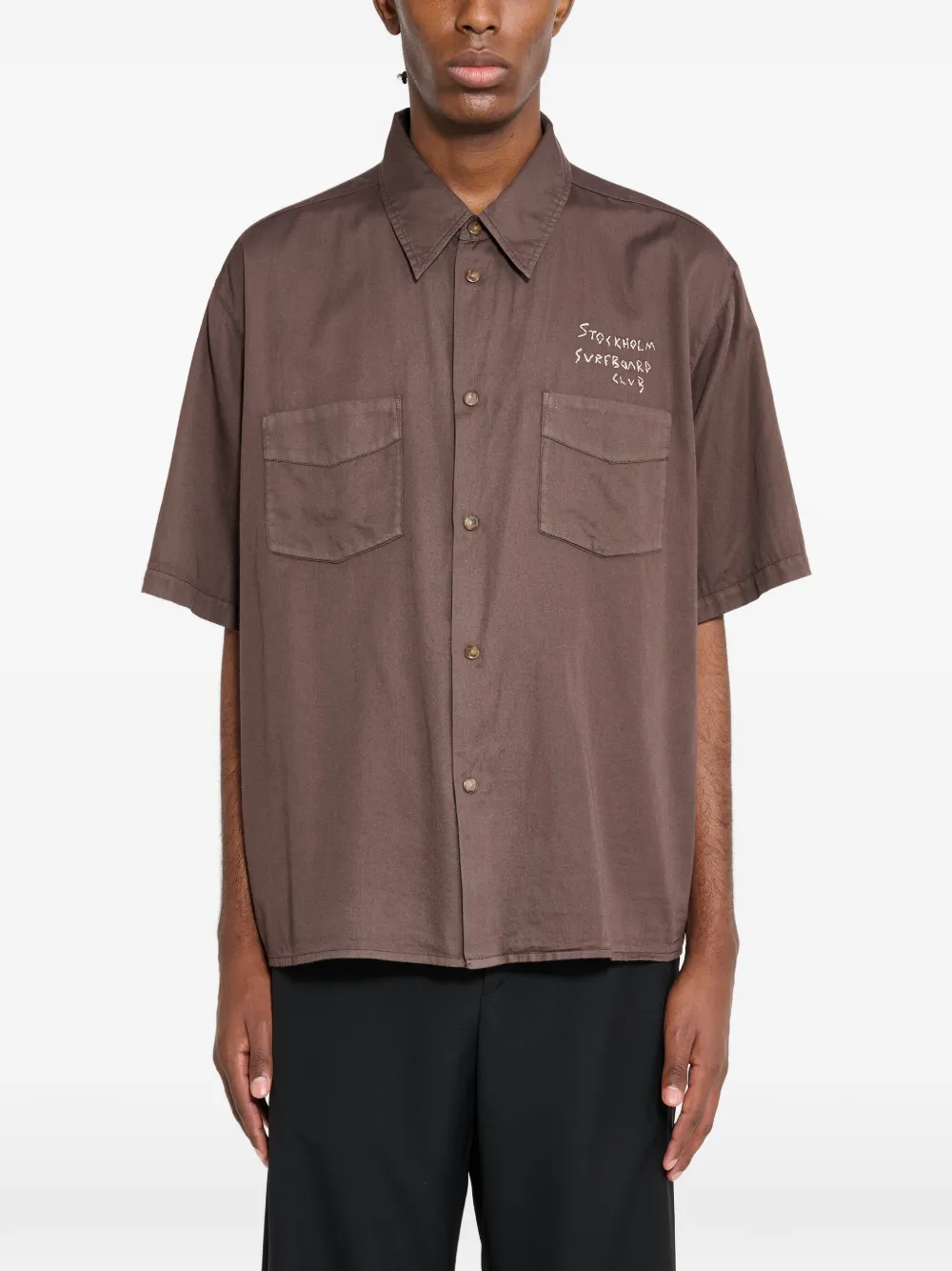 Stockholm Surfboard Club pocket short-sleeve shirt - Marrone