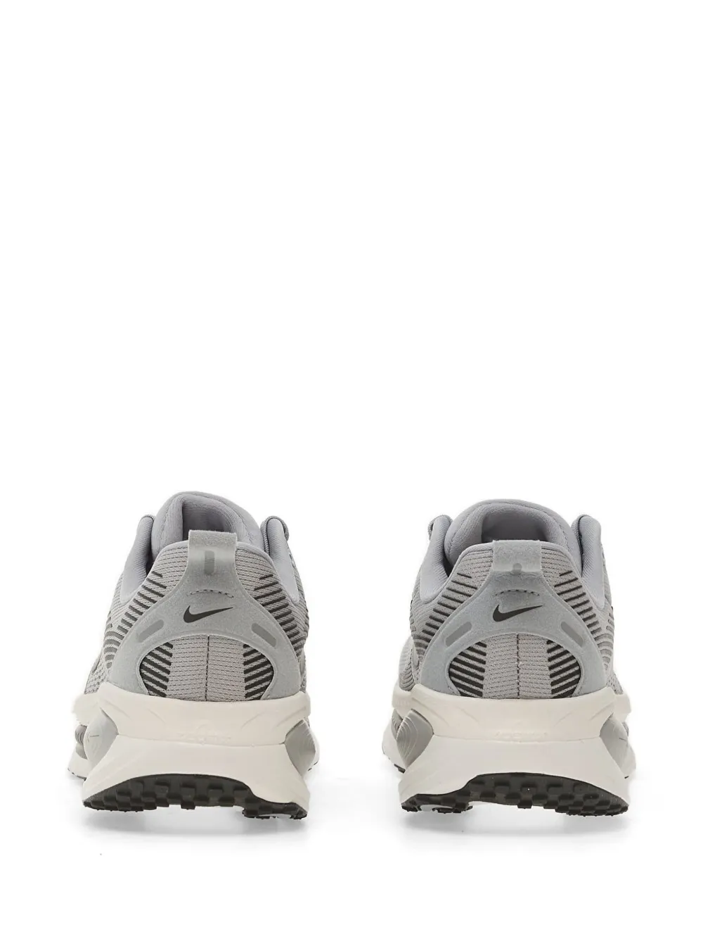 Nike Vomero 18 sneakers Grijs