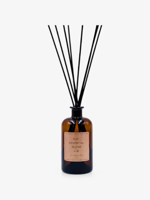 THE ESSENTIAL BLEND 500ml N.8 logo-patch reed diffuser