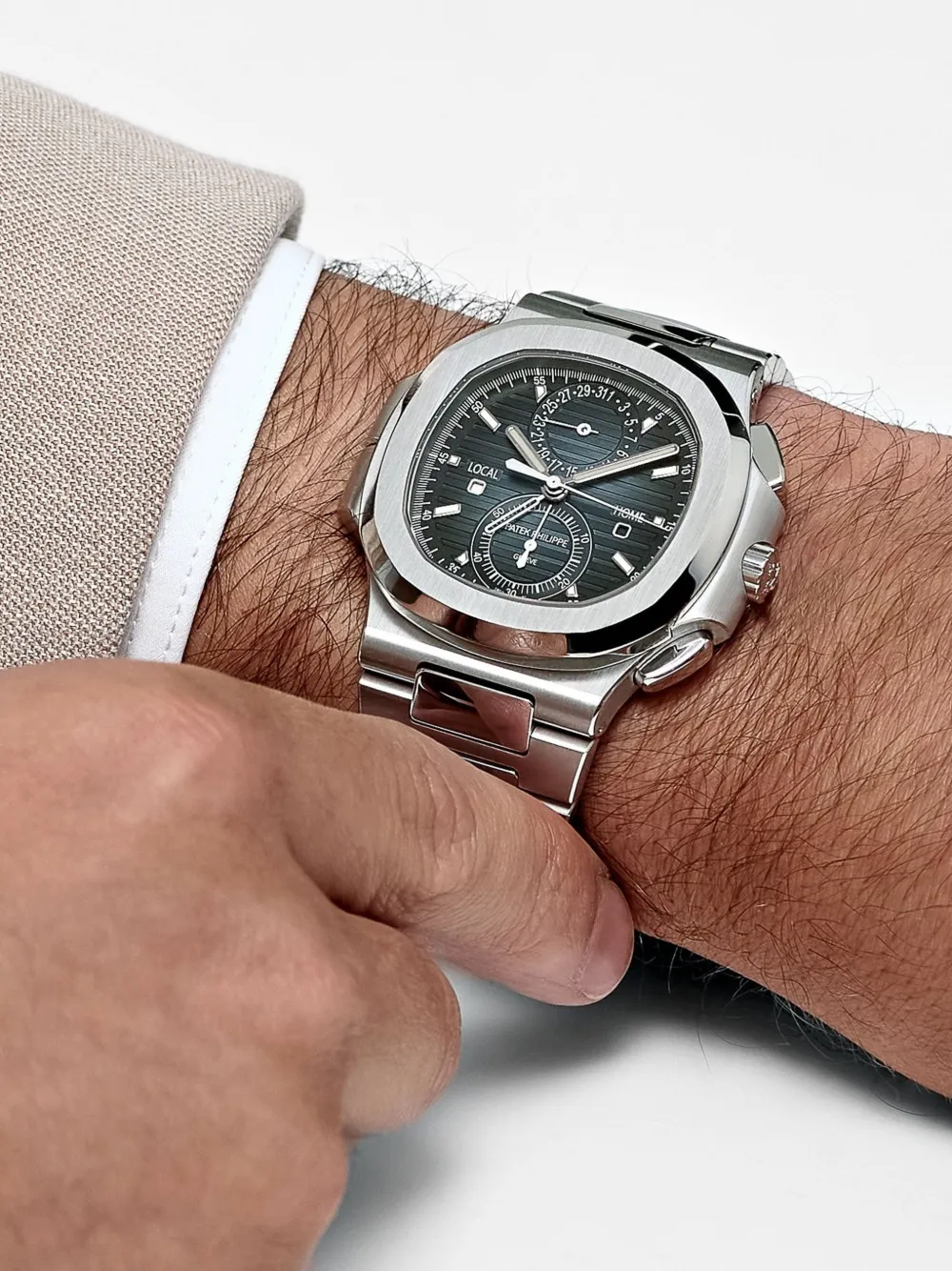 Patek Philippe Pre-Owned 2025 ノーチラス 5990/1A-011 40mm 腕時計