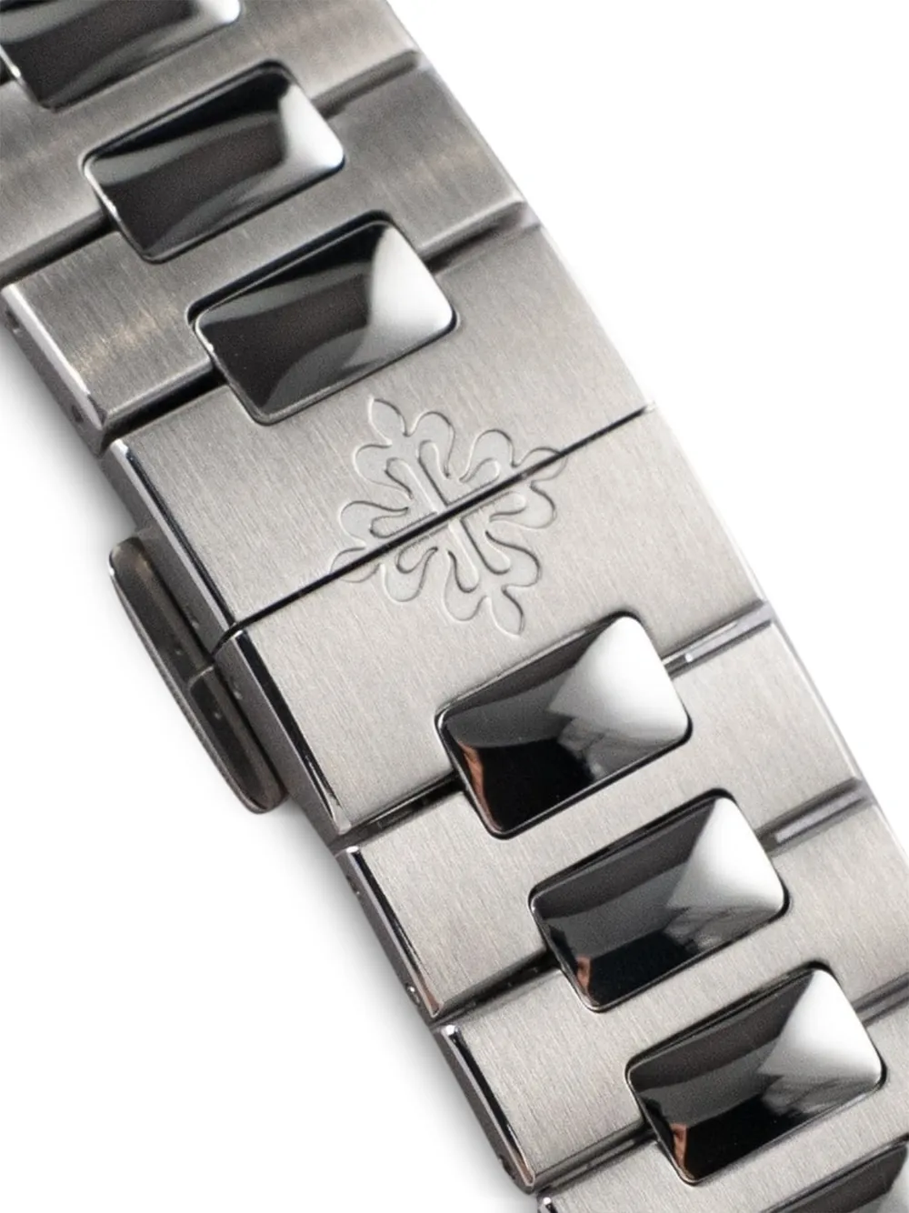 Patek Philippe Pre-Owned 2025 ノーチラス 5990/1A-011 40mm 腕時計