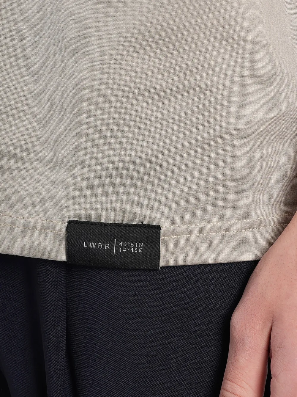 Low Brand T-shirt met logopatch Beige