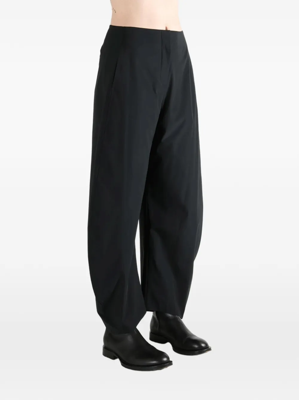 Amomento Broek met curvy-fit Zwart