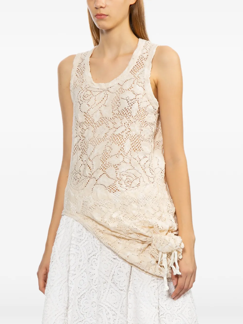 Comme Des Garçons Top met geborduurde bloemen Beige