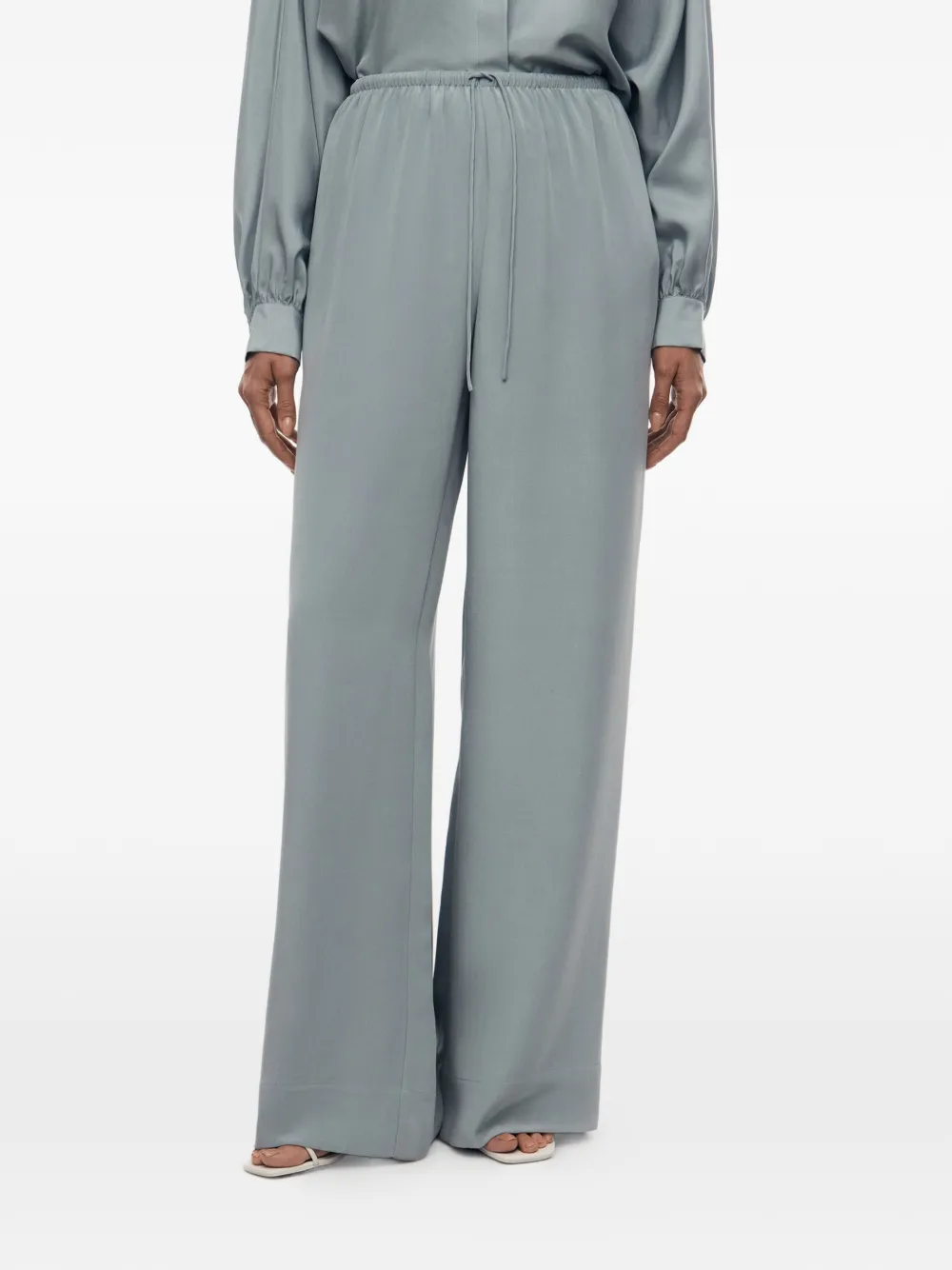 12 STOREEZ Alice zijden broek met trekkoord Blauw