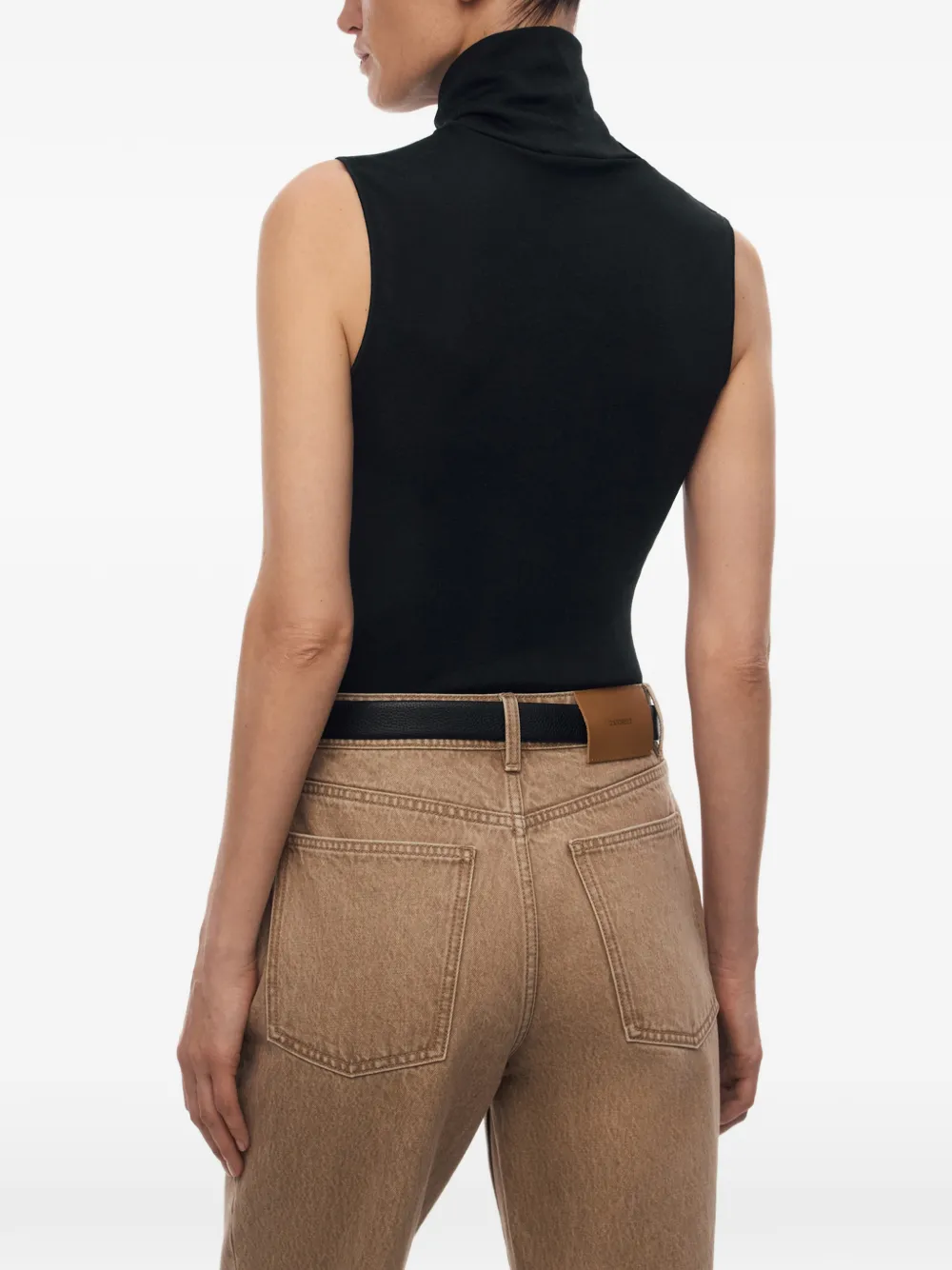 12 STOREEZ Nicole mouwloze top Zwart