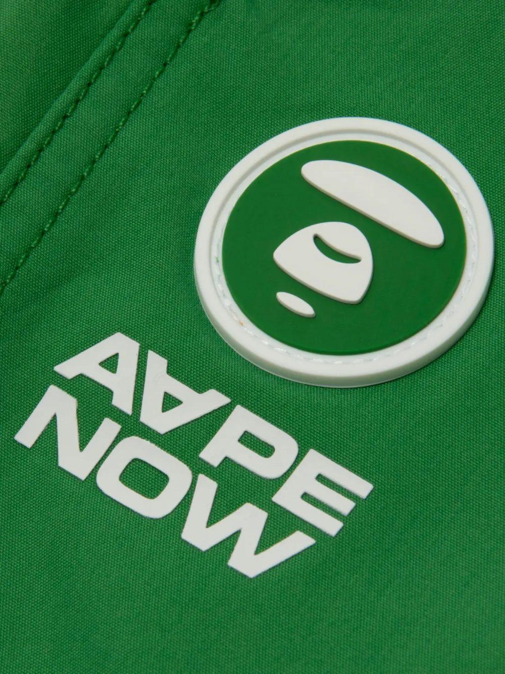 AAPE BY *A BATHING APE Shorts met logoprint Groen