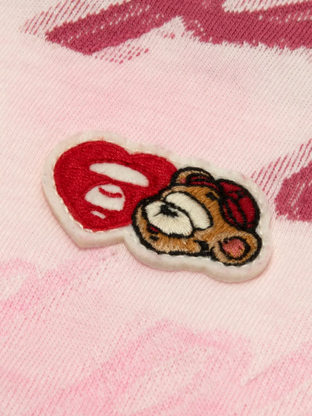 AAPE BY *A BATHING APE T-shirt met patch Roze
