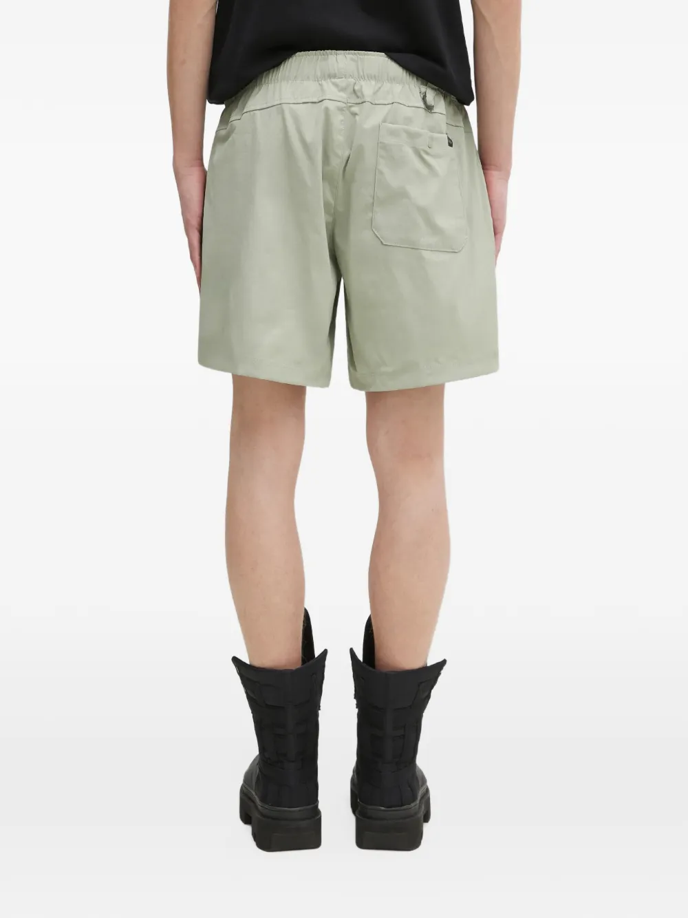 Columbia Landroamer belted logo-patch shorts Groen