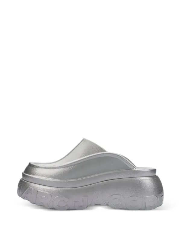 マーゴ　1204040 Marc Jacobs Mule x Melissa Com Logo Gravado | Prateado | FARFETCH BR