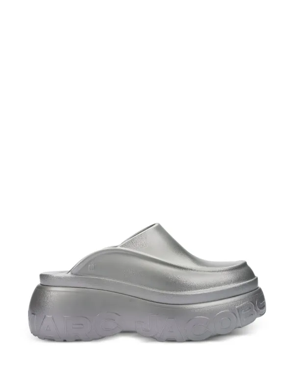 Marc Jacobs Mule x Melissa Com Logo Gravado | Prateado | FARFETCH BR