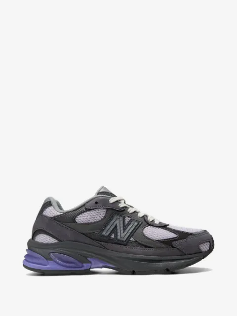 New Balance 2010 panelled sneakers