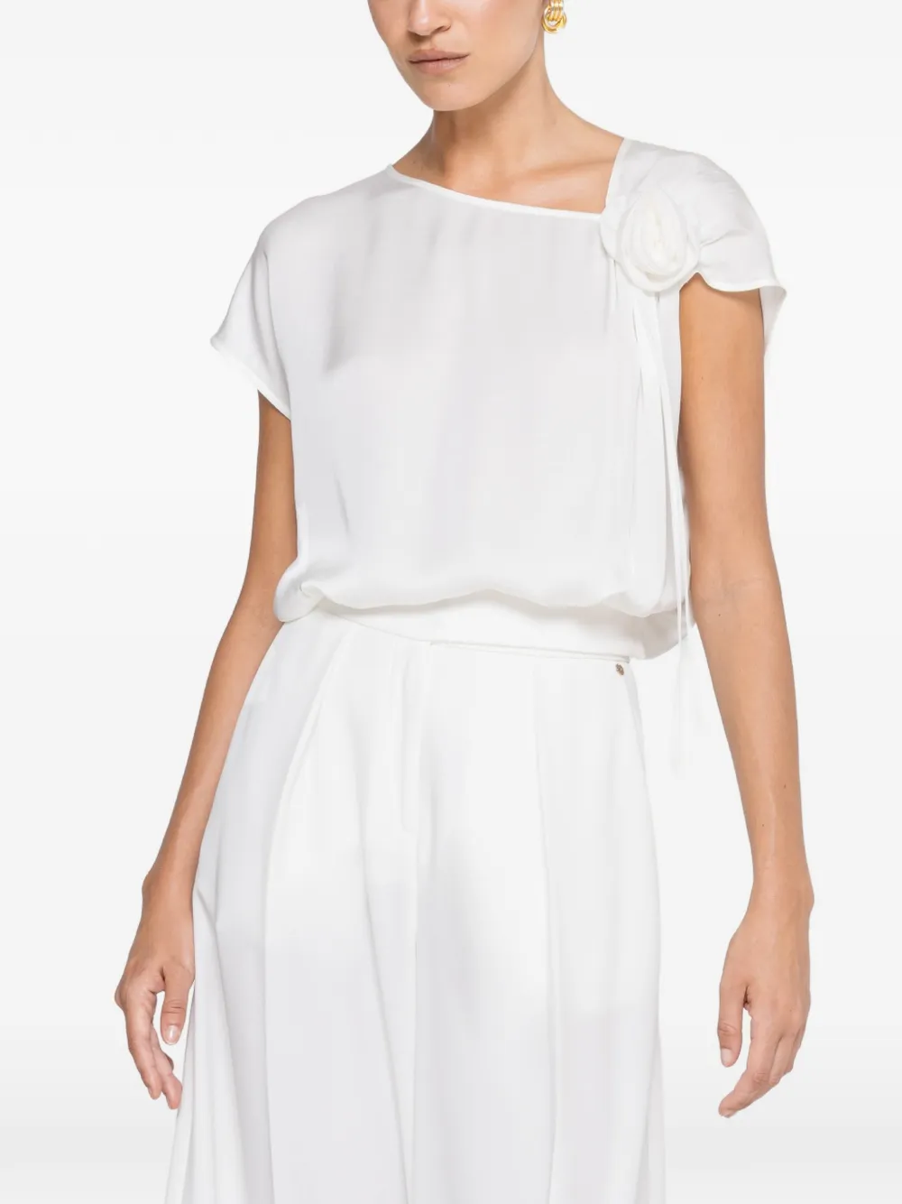 NISSA floral-detail top - Bianco
