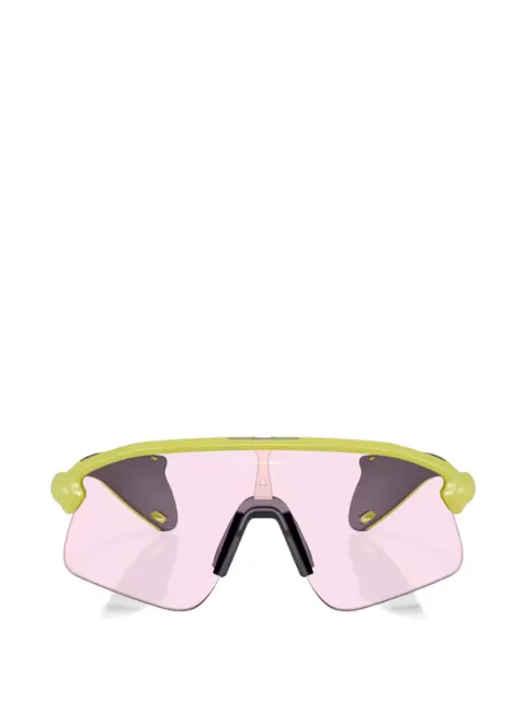 Oakley oversized-frame sunglasses