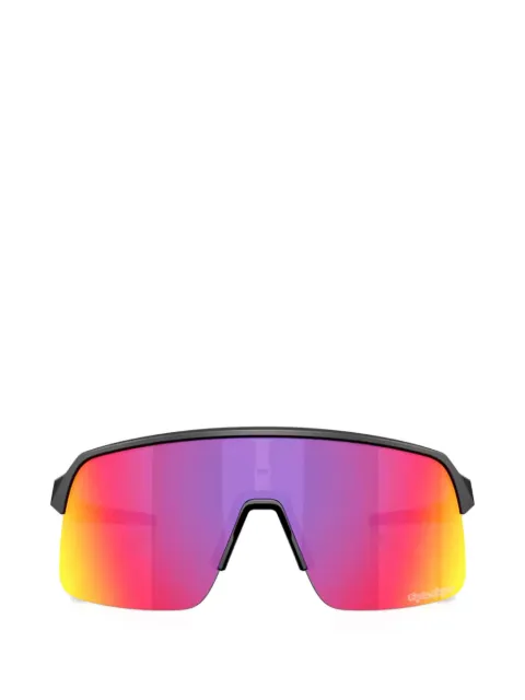 Oakley oversized-frame sunglasses