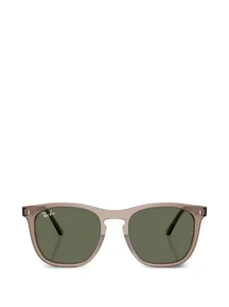 Ray-Ban
