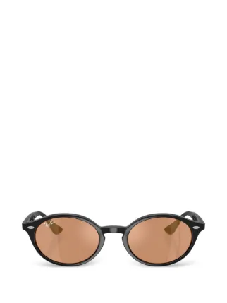 Ray-Ban