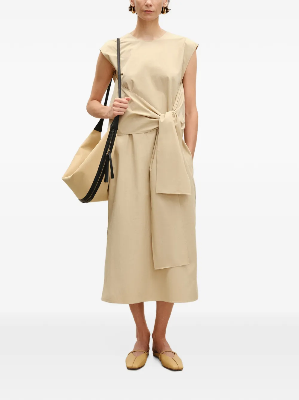 LESS Midikleid mit rundem Ausschnitt - Nude