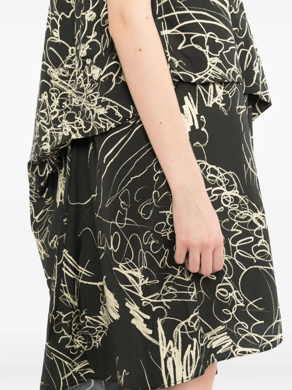 JNBY Asymmetrische jurk en bloemen-print Zwart