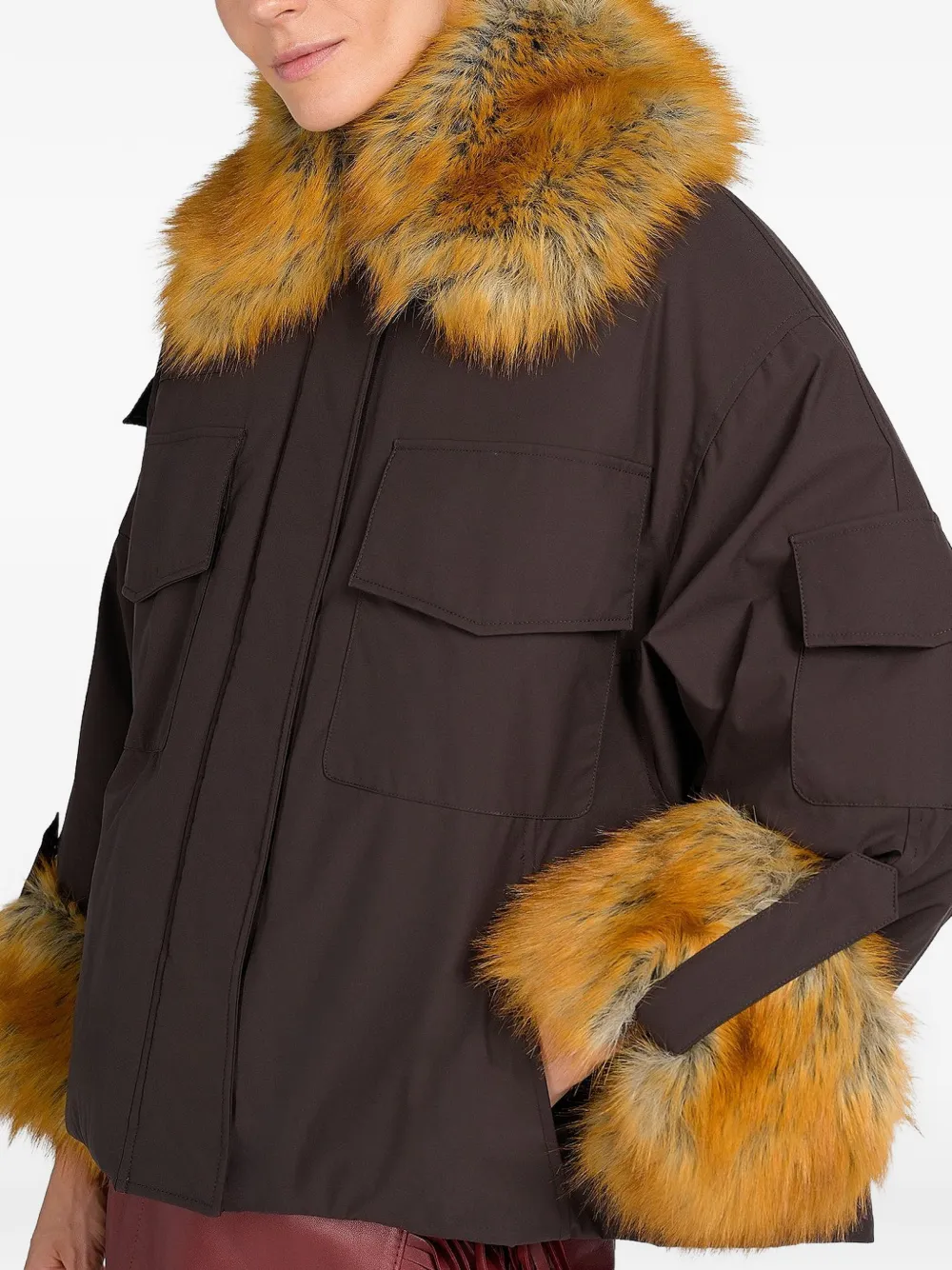 Canadian Yoho faux-fur trim multi-pocket jacket Bruin