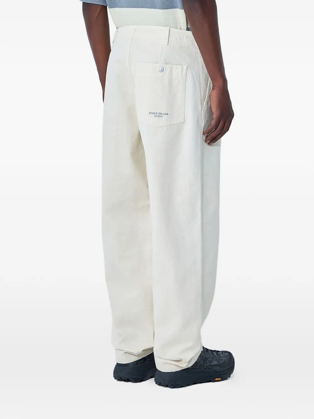 Stone Island Broek met zak met knopen Beige