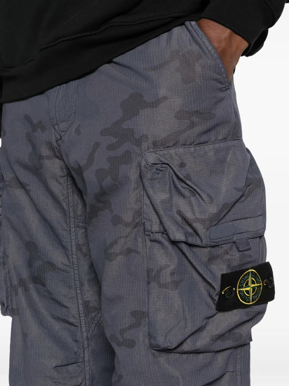 Stone Island Ripstop cargo broek met camouflage-print Blauw