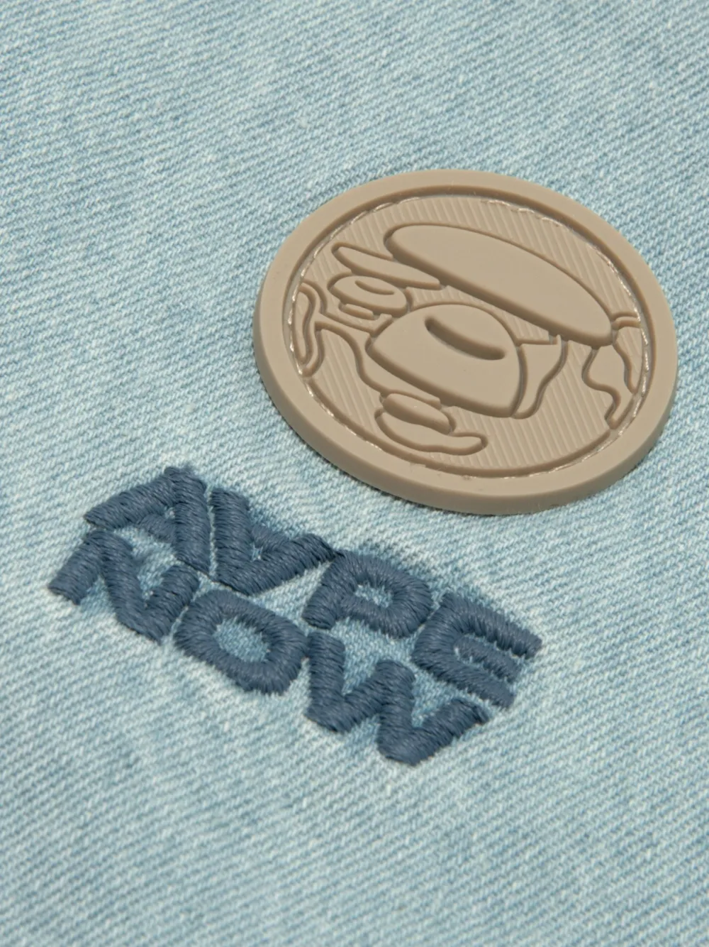 AAPE BY *A BATHING APE Poloshirt met knoop en embleem Blauw