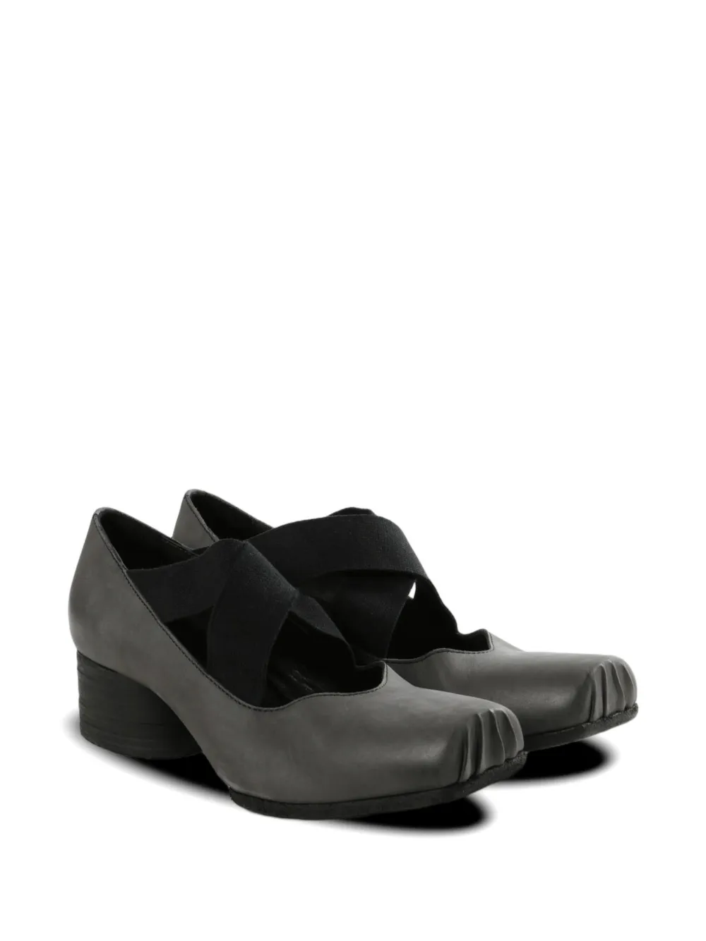 Uma Wang cross-strap pumps Grijs