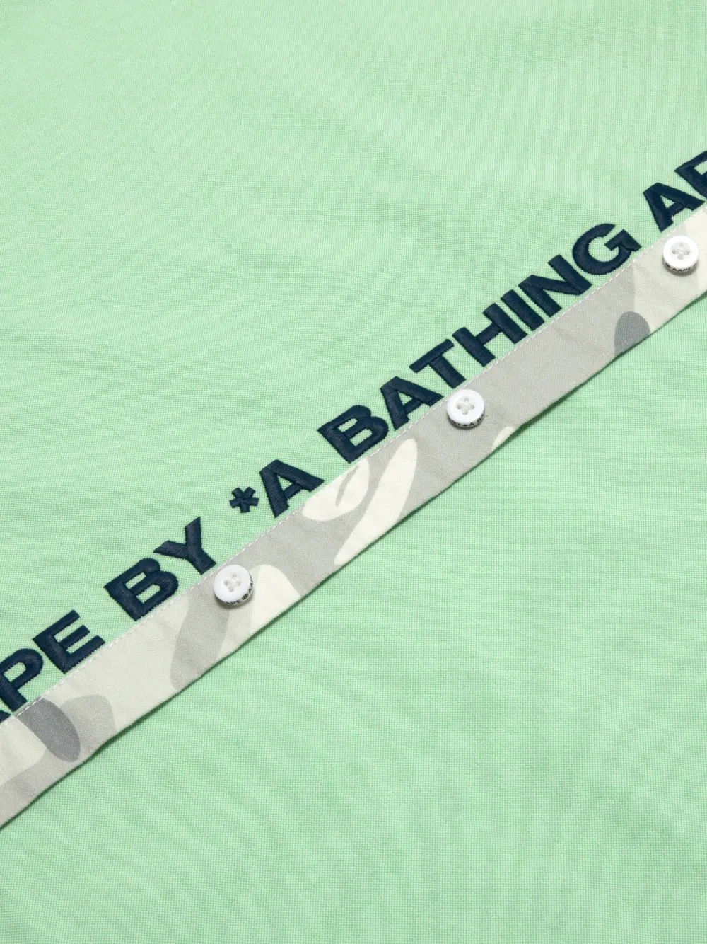 AAPE BY *A BATHING APE Overhemd met logopatch en korte mouwen Groen