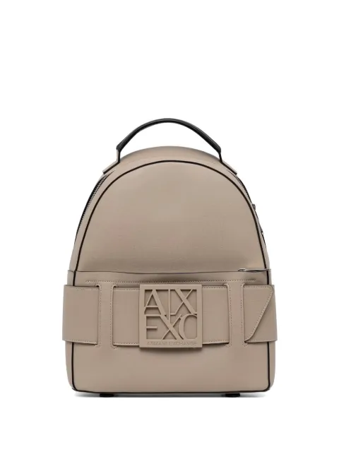 Armani Exchange mochila con placa del logo