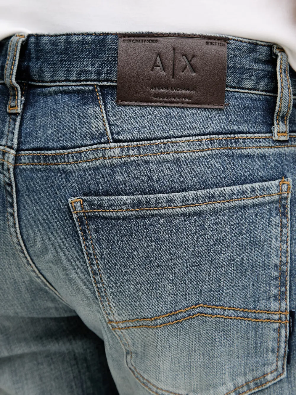 Armani Exchange Gerafelde jeans met vervaagd effect Blauw