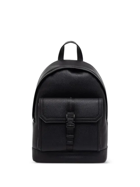 Armani Exchange mochila granulada con cierre de hebilla