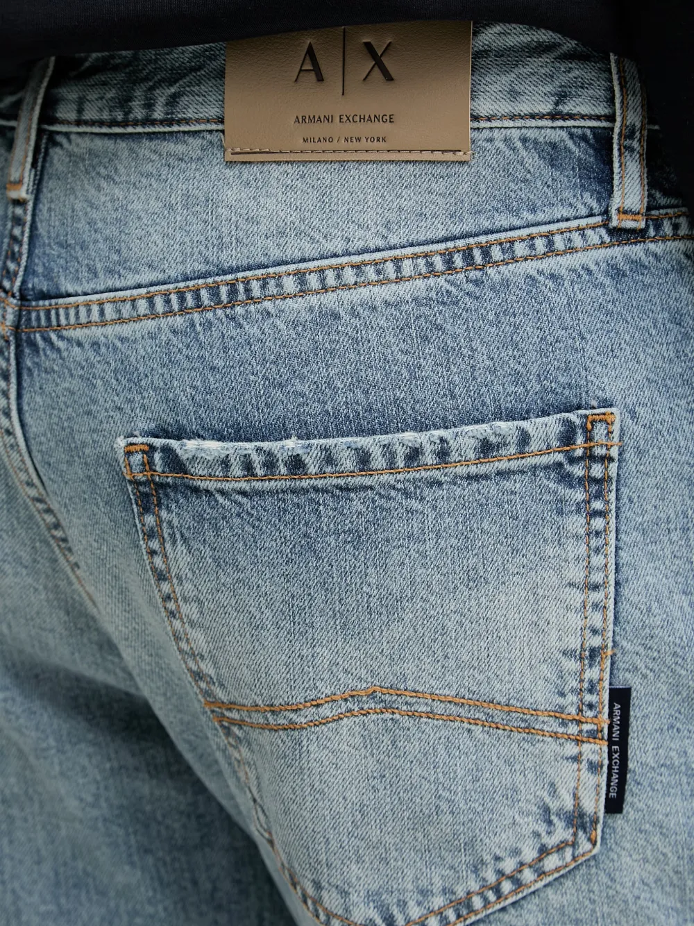 Armani Exchange Gerafelde jeans met acid wassing Blauw