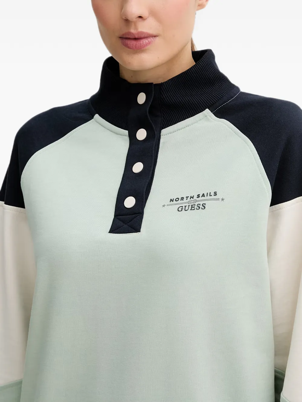 GUESS USA T-shirt met colourblocking en raglan mouwen Groen