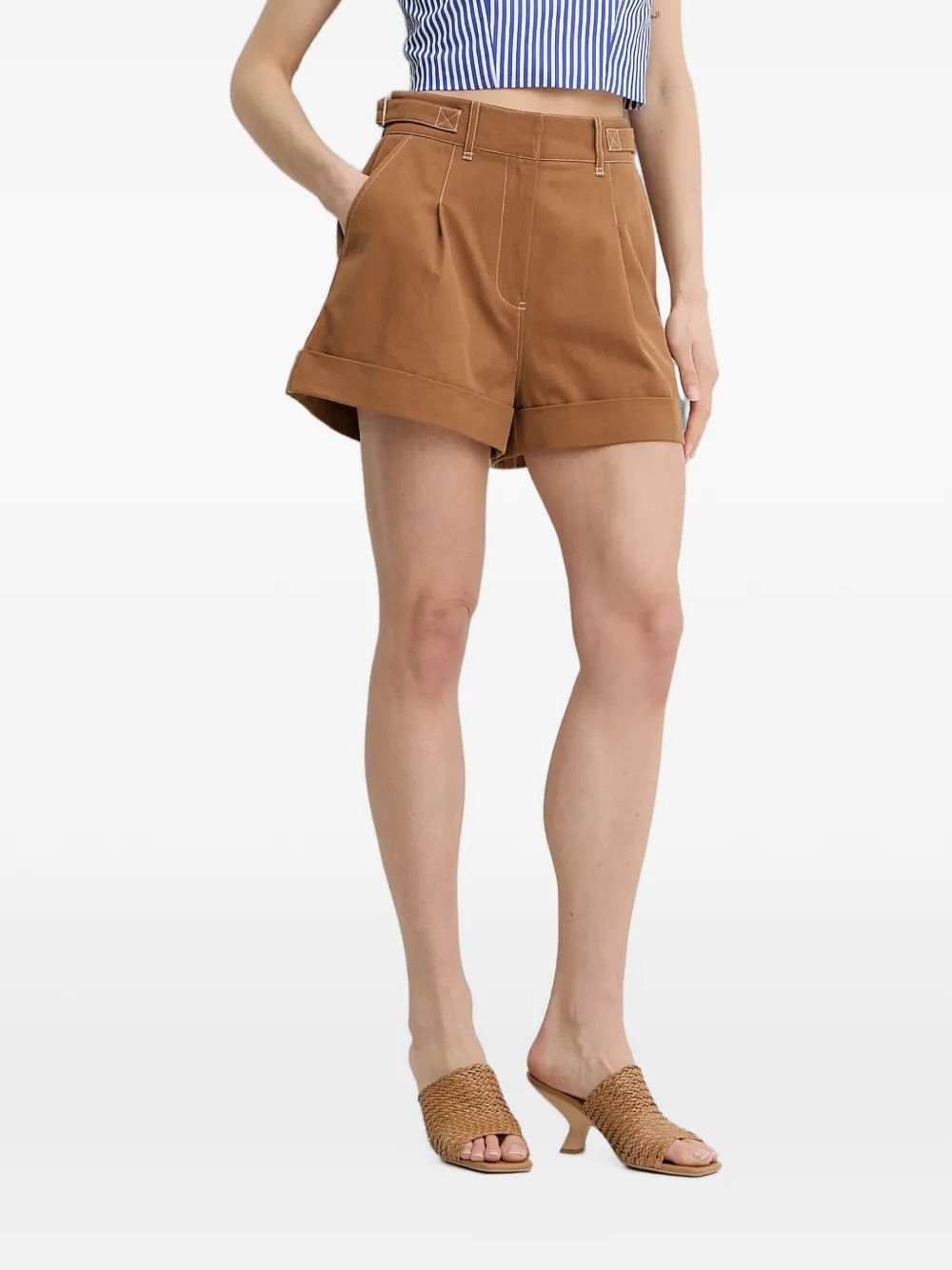 GUESS USA belted pleated shorts - Brown