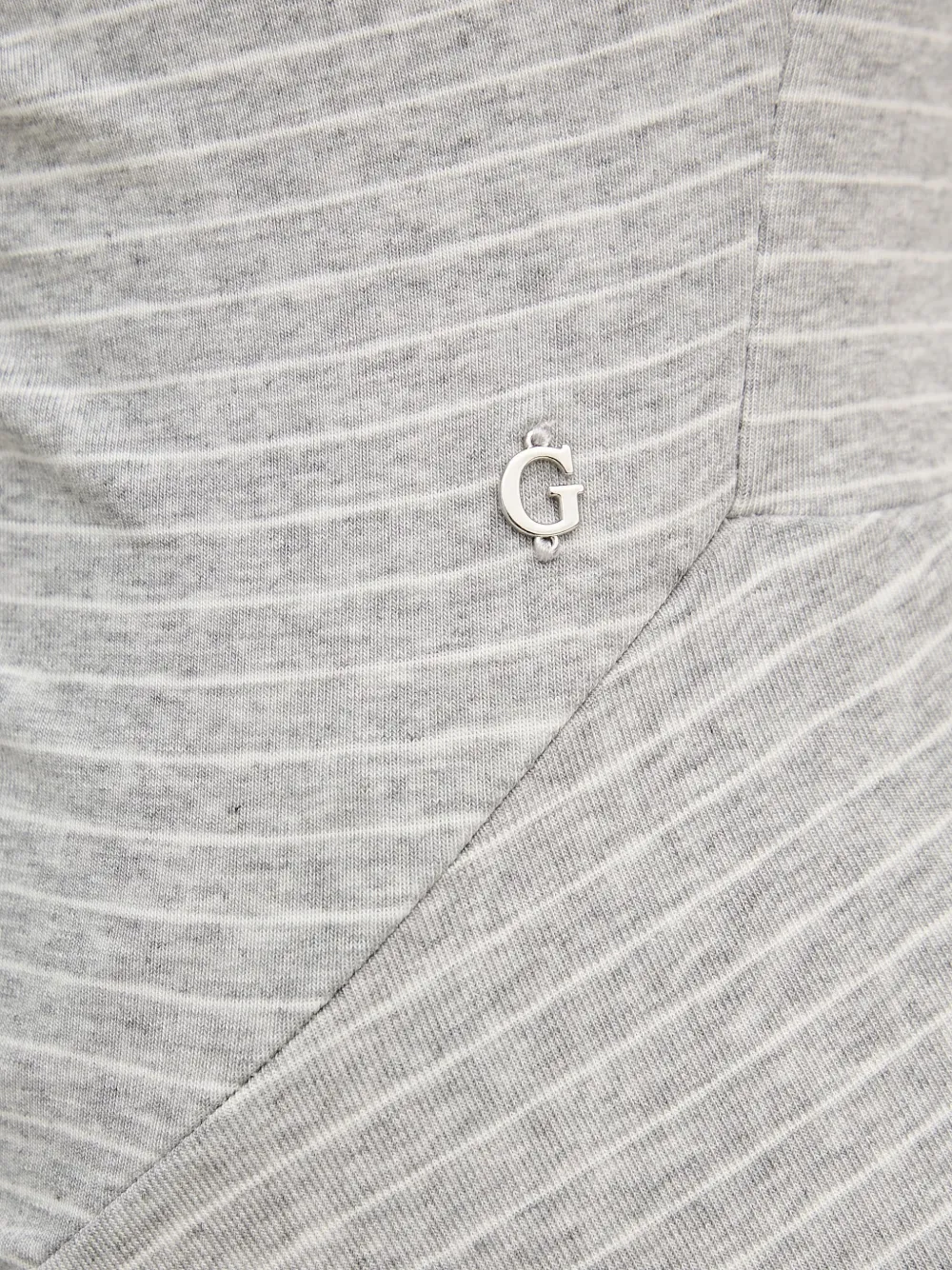 GUESS USA Gestreepte asymmetrische jurk Grijs