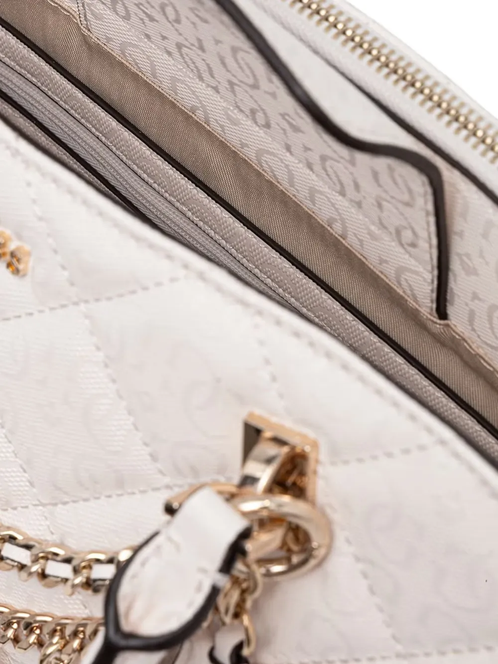 GUESS USA Libby gewatteerde shopper met bedel Beige