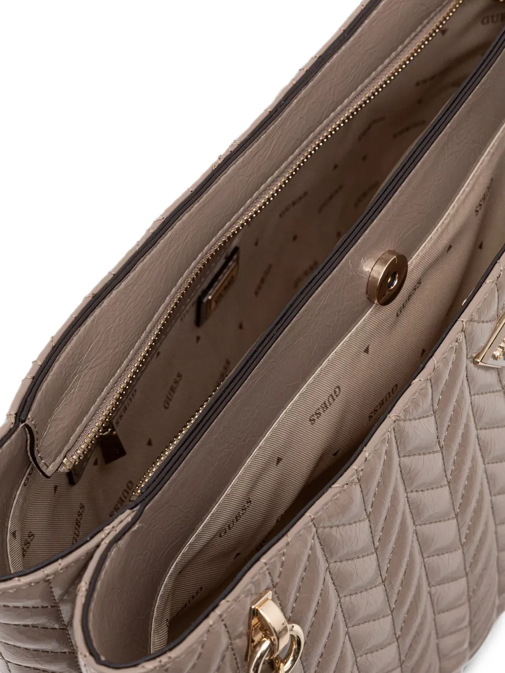 GUESS USA Cheryl gewatteerde shopper met ketting en chevron-streep Beige