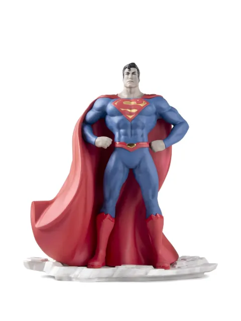 Lladró منحوتة 'سوبرمان' بإصدار محدود