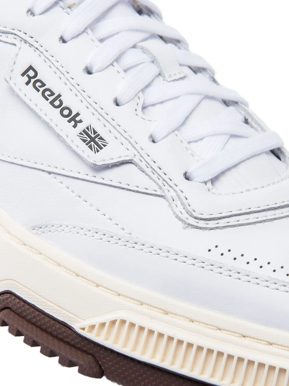 Reebok Sneakers met geperforeerde vlak Wit