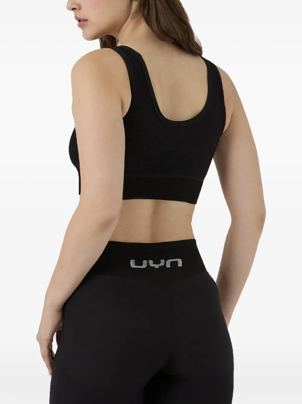  Uyn Top Texturizado Con Logo - Negro 
