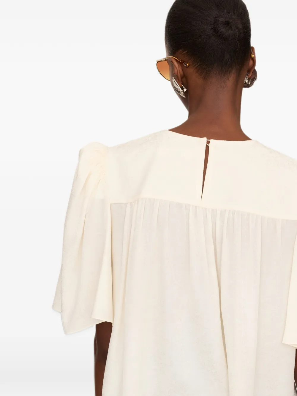 Chloé Minimal blouse met gesmockt detail Beige