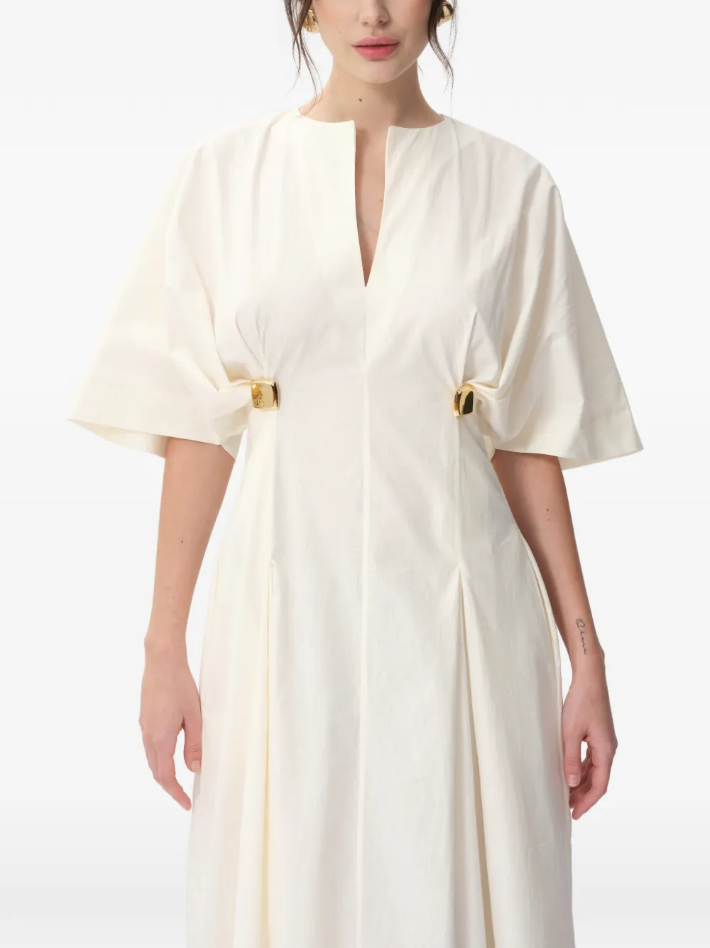 CONCEPTO Breeze V-neck maxi dress