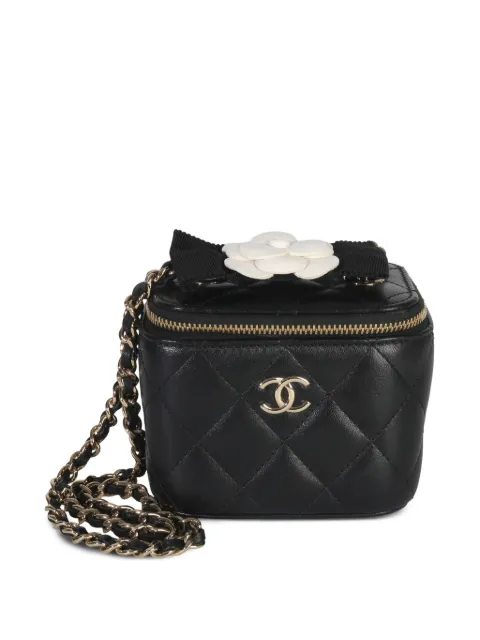 CHANEL Pre-Owned 2021 mini Camelia Bow shoulder bag