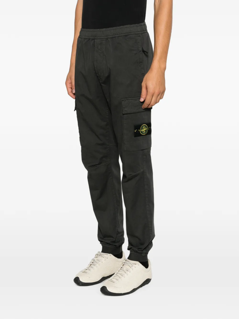 Stone Island Cargo broek met logopatch Grijs