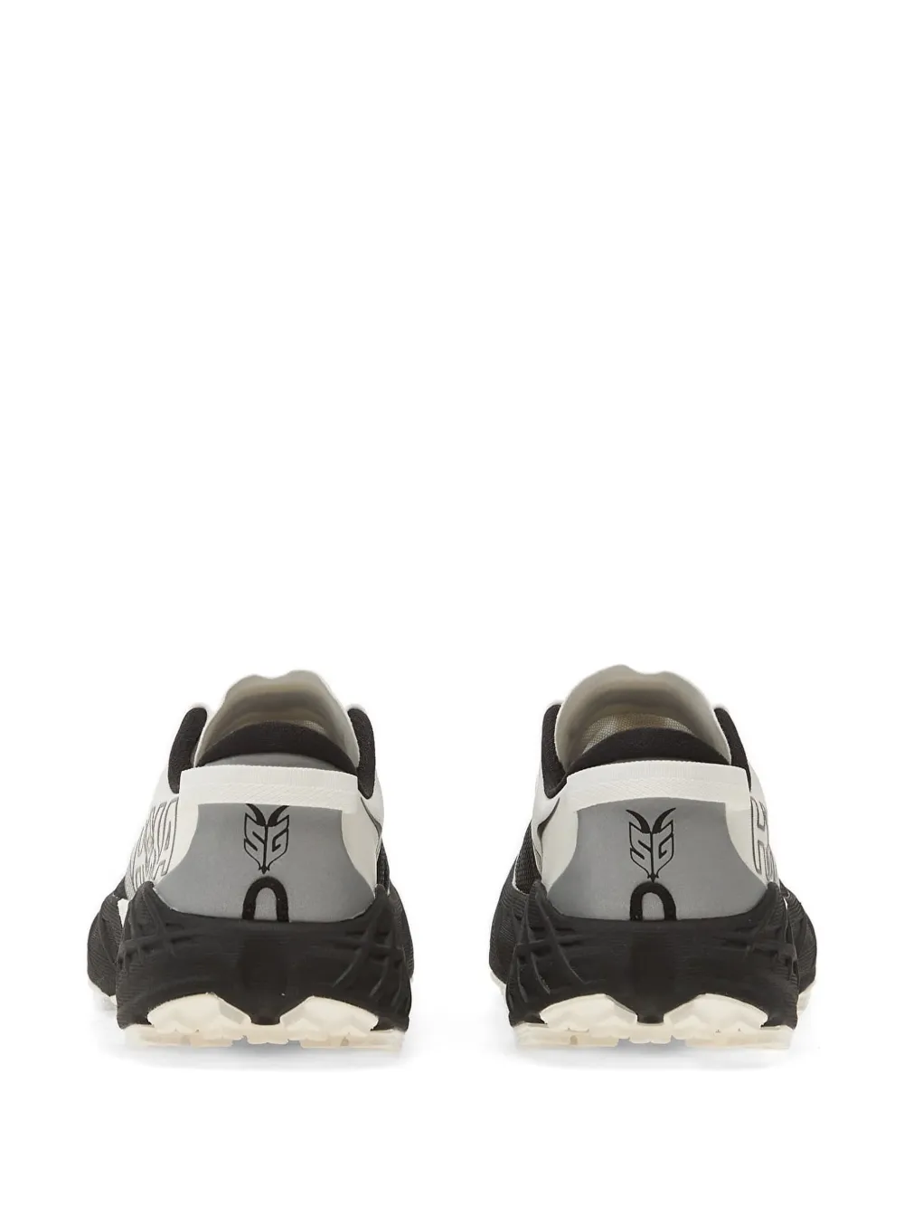 HOKA Speedgoat 7 low-top sneakers Zwart